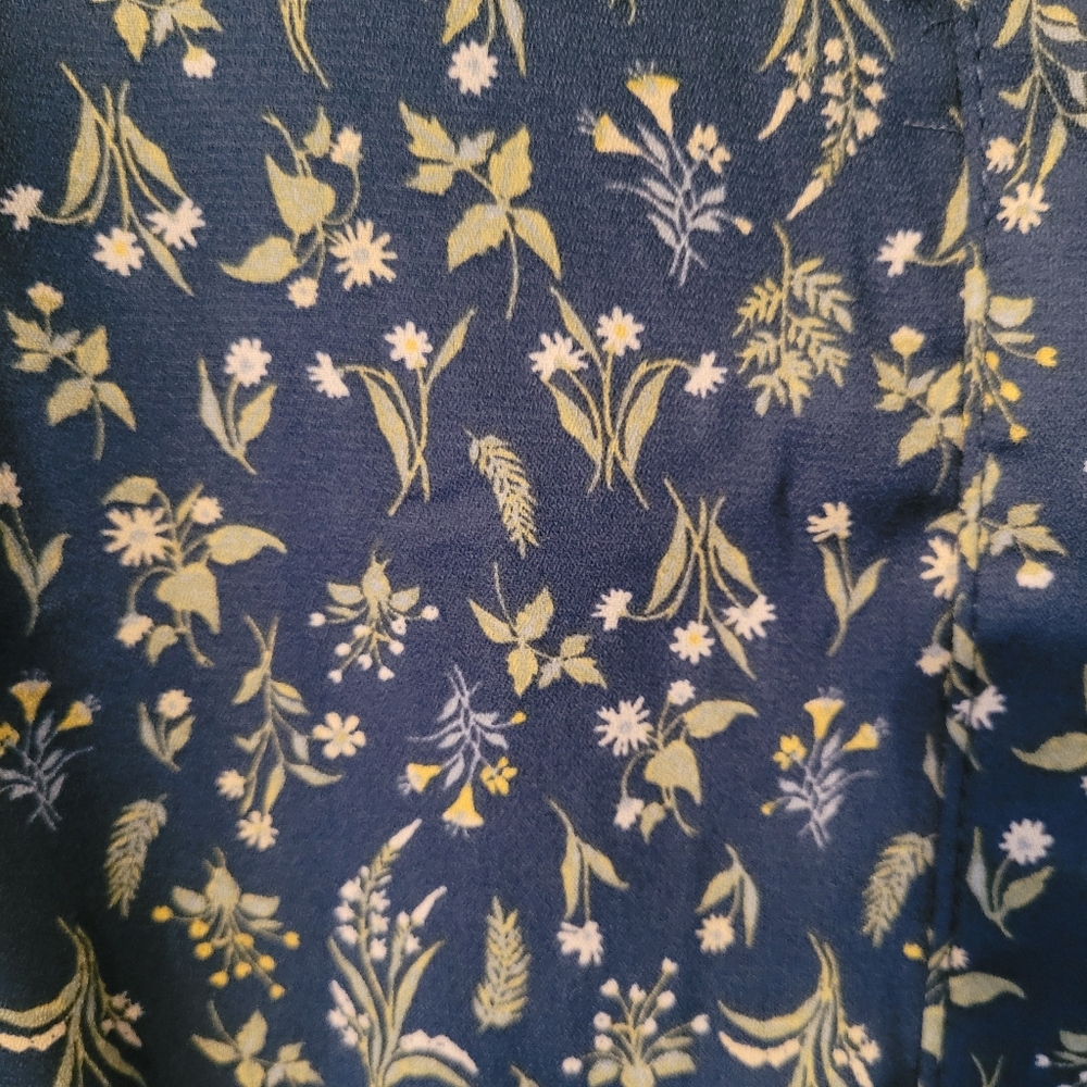 Jach's Girlfriend New York floral blouse - XXL.        J68 - Picture 3 of 10
